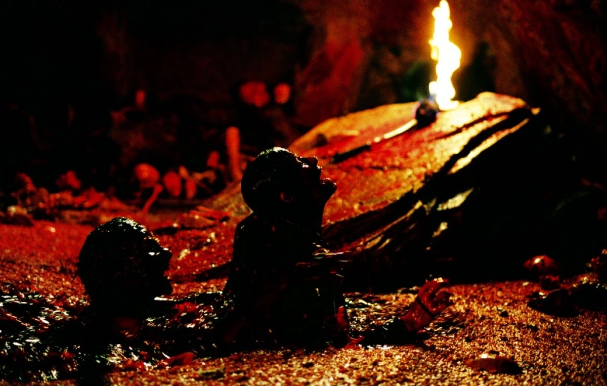 The Descent Critique Film Neil Marshall