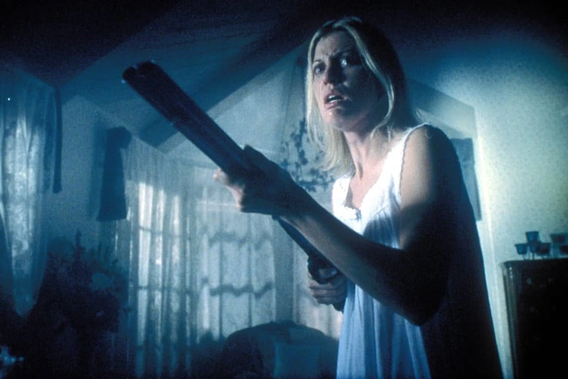 Terror Tract Terror Tract critique film